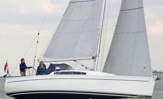 Dehler 35 SV, Segelyacht for sale by White Whale Yachtbrokers - Enkhuizen
