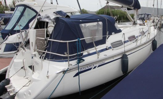 Bavaria 30 Cruiser, Sailing Yacht for sale by White Whale Yachtbrokers - Sneek