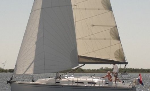 Hanse 370 E, Sailing Yacht for sale by White Whale Yachtbrokers - Willemstad