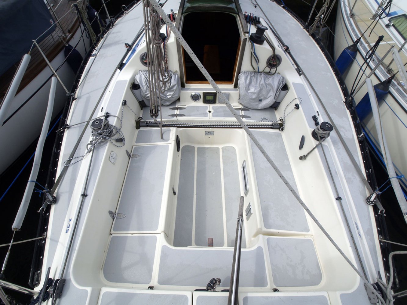 x 95 sailboat review