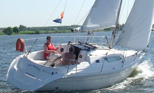 Jeanneau Sun Odyssey 28, Segelyacht for sale by White Whale Yachtbrokers - Willemstad