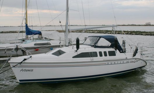 Hunter 260/270, Segelyacht for sale by White Whale Yachtbrokers - Sneek