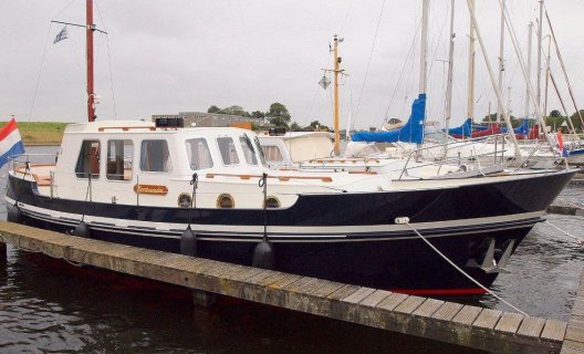 Oostvaarder 1040MK, Motor Yacht for sale by White Whale Yachtbrokers - Willemstad