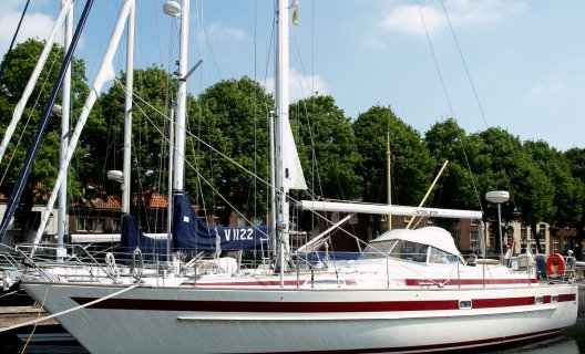 Aphrodite 42, Zeiljacht for sale by White Whale Yachtbrokers - Enkhuizen
