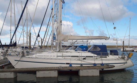 Bavaria 38 Holiday, Sailing Yacht for sale by White Whale Yachtbrokers - Willemstad