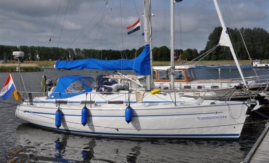 Bavaria 34-2, Zeiljacht for sale by White Whale Yachtbrokers - Sneek