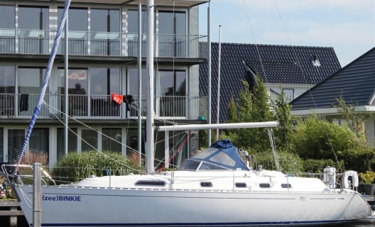 Dufour 39 CC, Segelyacht for sale by White Whale Yachtbrokers - Sneek