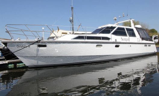 Van De Stadt, Stadtline 40, Motor Yacht for sale by White Whale Yachtbrokers - Sneek