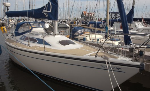 Dehler 31, Segelyacht for sale by White Whale Yachtbrokers - Enkhuizen