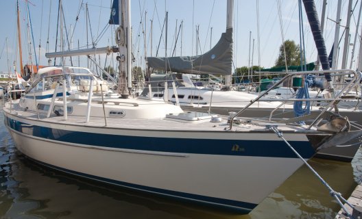 Hallberg Rassy 36, Sailing Yacht for sale by White Whale Yachtbrokers - Enkhuizen