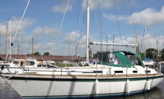 Westerly Oceanquest 35, Segelyacht for sale by White Whale Yachtbrokers - Sneek