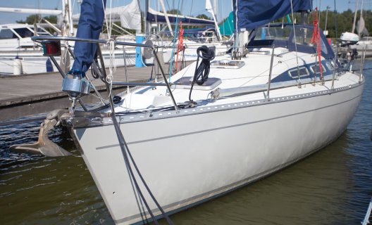 Feeling 1090, Sailing Yacht for sale by White Whale Yachtbrokers - Enkhuizen