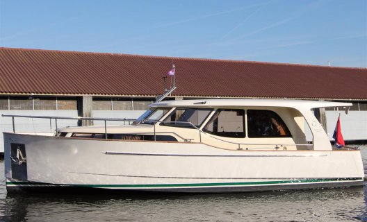 Greenline 33, Motor Yacht for sale by White Whale Yachtbrokers - Sneek