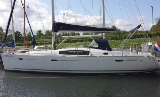 Beneteau Oceanis 43, Sailing Yacht for sale by White Whale Yachtbrokers - Willemstad