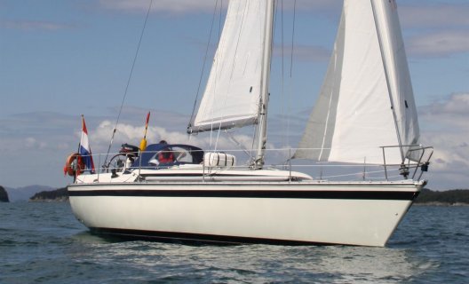 Friendship 35 Kielmidzwaard, Sailing Yacht for sale by White Whale Yachtbrokers - Sneek