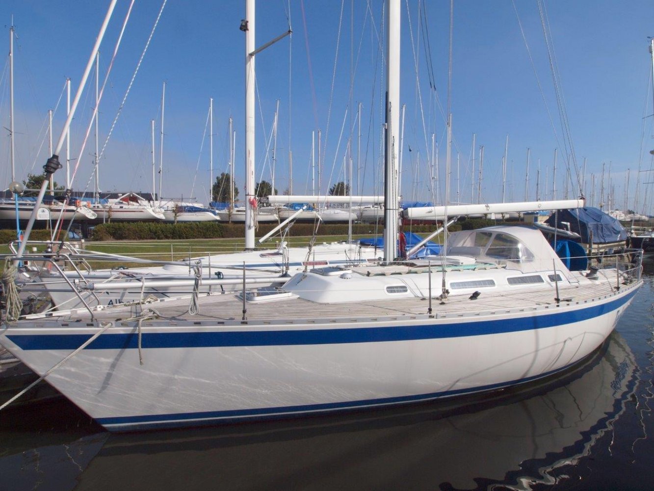 filosoof Volgen Betekenisvol Spirit 36 sailboat for sale | White Whale Yachtbrokers