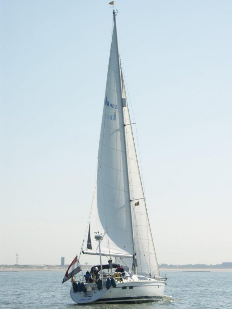 hunter 40.5 sailboat for sale