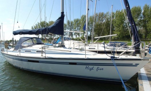 Dehler 35 CWS, Sailing Yacht for sale by White Whale Yachtbrokers - Willemstad