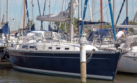 Hanse 371, Segelyacht for sale by White Whale Yachtbrokers - Enkhuizen