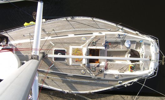 Granada 375, Sailing Yacht for sale by White Whale Yachtbrokers - Vinkeveen