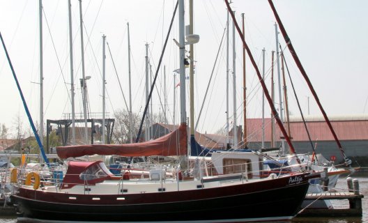 Colin Archer 11.50 Noorse Jol, Segelyacht for sale by White Whale Yachtbrokers - Sneek