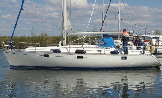 Beneteau Oceanis 400, Segelyacht for sale by White Whale Yachtbrokers - Willemstad