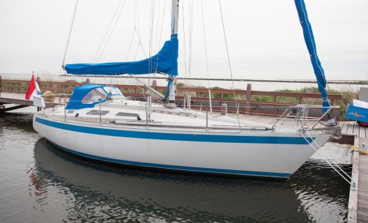 Sweden Yachts 340, Segelyacht for sale by White Whale Yachtbrokers - Enkhuizen