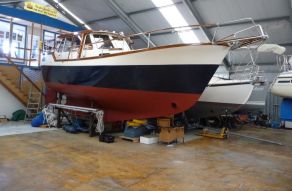 Nauticat 33