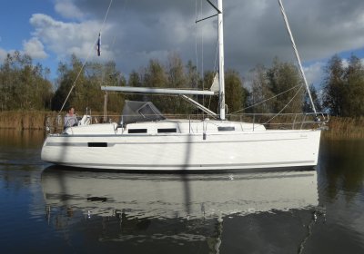 Bavaria 32 Cruiser, Sailing Yacht for sale by Wehmeyer Yacht Brokers
