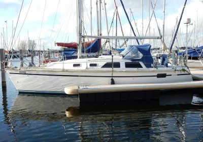 Hunter 28, Sailing Yacht for sale by Wehmeyer Yacht Brokers