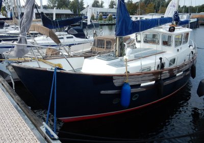 Fisher 30 Motorsailer, Sailing Yacht for sale by Wehmeyer Yacht Brokers