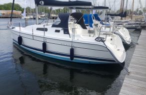 Hunter 27