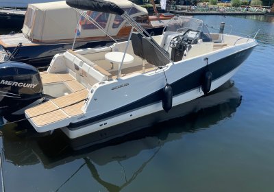 Quicksilver 755 Open, Speedboat and sport cruiser for sale by Wehmeyer Yacht Brokers
