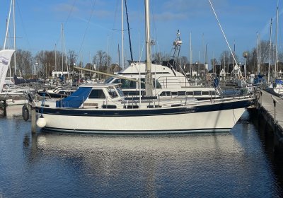 Trewes 35, Segelyacht for sale by Wehmeyer Yacht Brokers