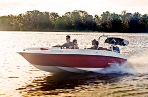 Bayliner Element E6