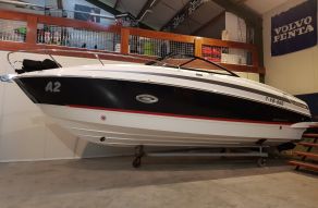 Bayliner 742 CUDDY