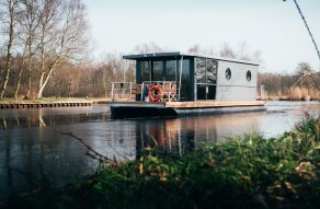 La Mare Houseboats Apartboat L
