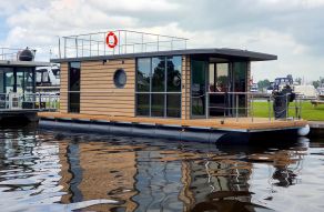 La Mare Houseboat Apartboat L