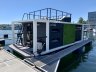 La Mare Houseboat Modern 12