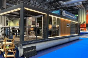 La Mare Houseboat Modern 15