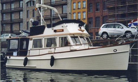 Grand Banks 32 Sedan, Motor Yacht for sale by 