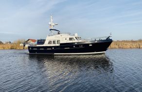 Altena Blue Water Trawler 48