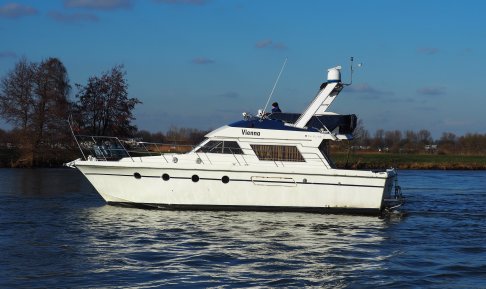 Fairline 40, Motorjacht for sale by Schepenkring Roermond