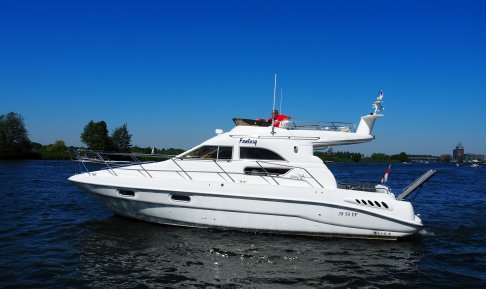 Sealine F33, Motorjacht for sale by Schepenkring Roermond