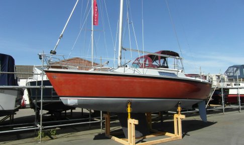 Dufour 1800, Zeiljacht for sale by Schepenkring Roermond