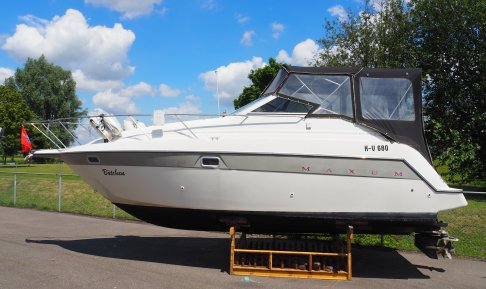 Maxum 2700 SCR, Motorjacht for sale by Schepenkring Roermond