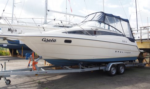 Bayliner 2655 CS, Motorjacht for sale by Schepenkring Roermond