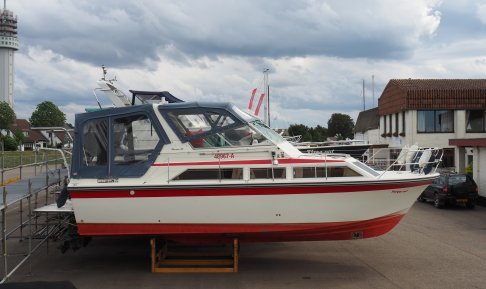 Fairline 32 PHANTOM, Motorjacht for sale by Schepenkring Roermond