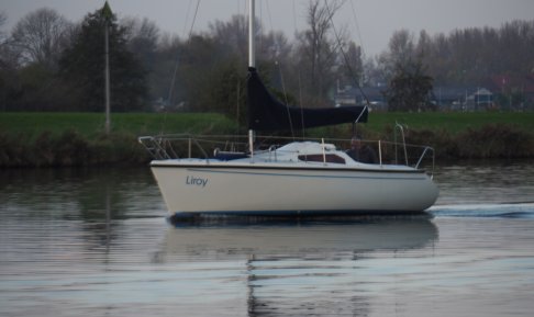 Sportina 680, Zeiljacht for sale by Schepenkring Roermond