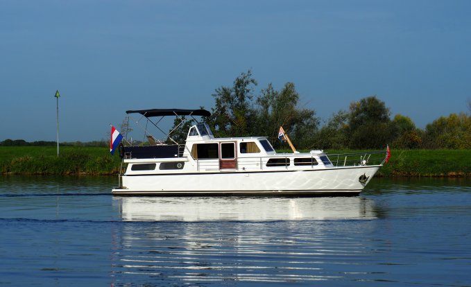 Heckkruiser GSAK 1100, Motoryacht for sale by Schepenkring Roermond